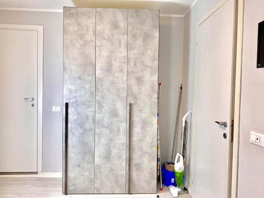 Appartement Elegant Apartment- 8 Mins Walk To Center - Free Parking Côme